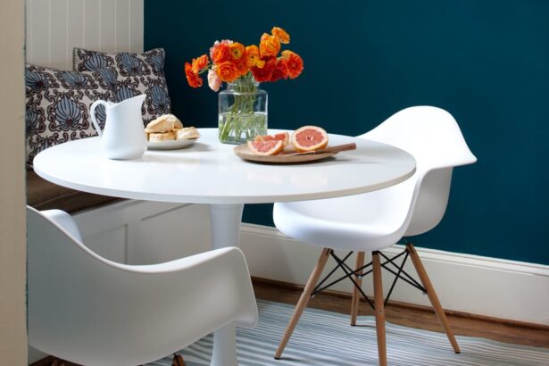dining chairs eames