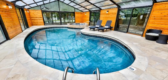 house with indoor pool for rent